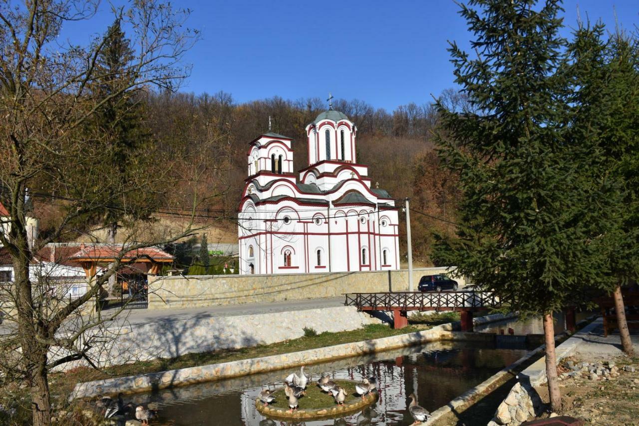 Apartments Barocco Голубац Екстериор снимка